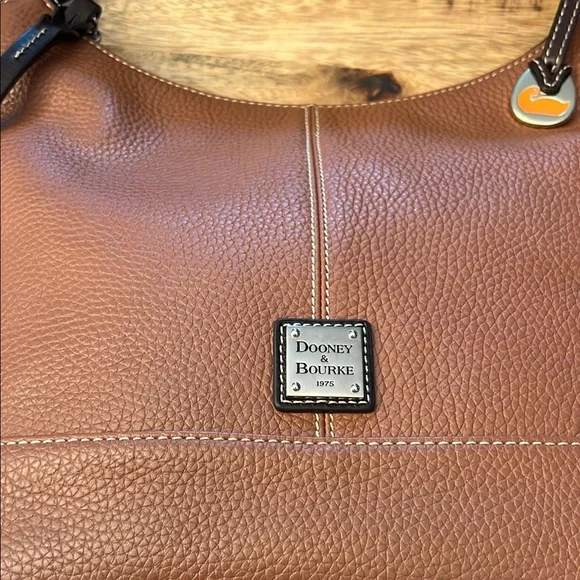 Dooney & Bourke 🦆 Elegant Brown Pebbled  Leather Shoulder Bag EUC - Picture 6 of 15
